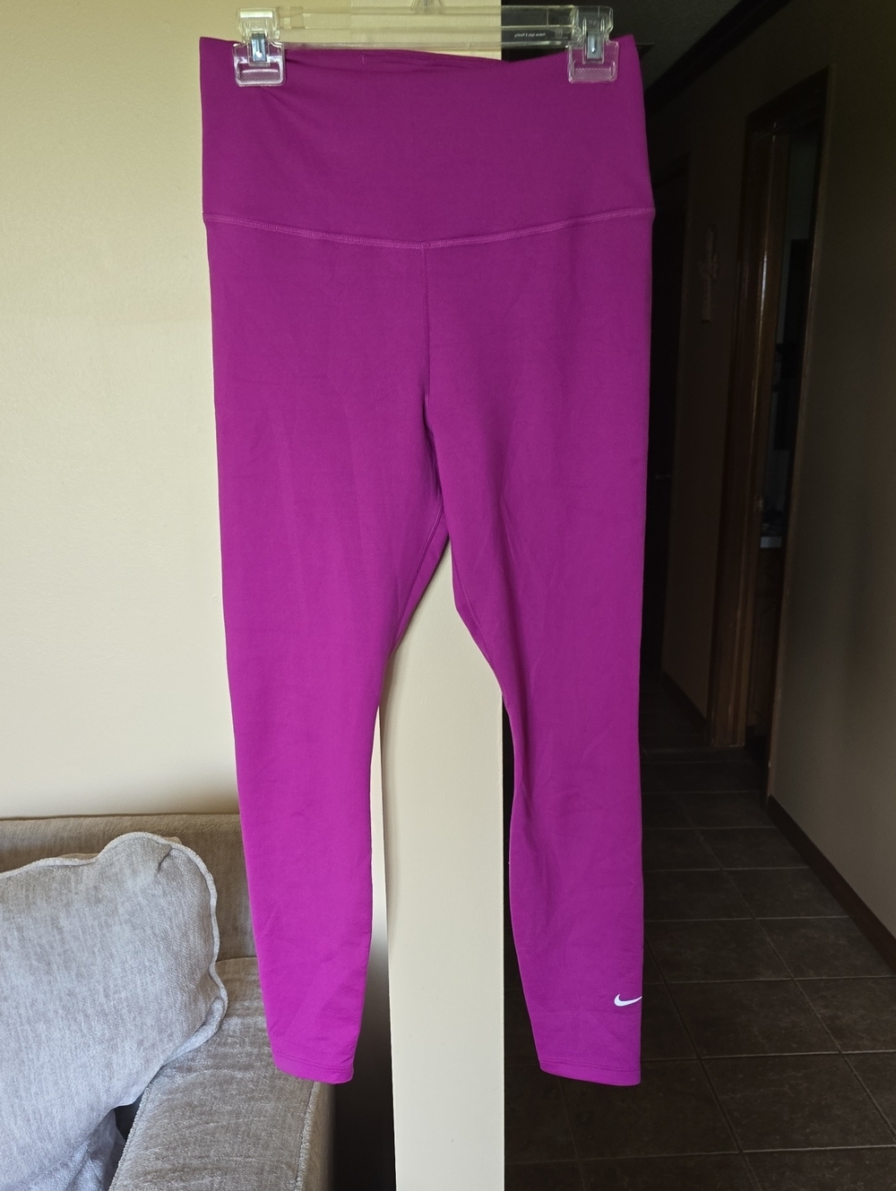 Nike Girls' High-Waist Leggings in Bright Fuchsia